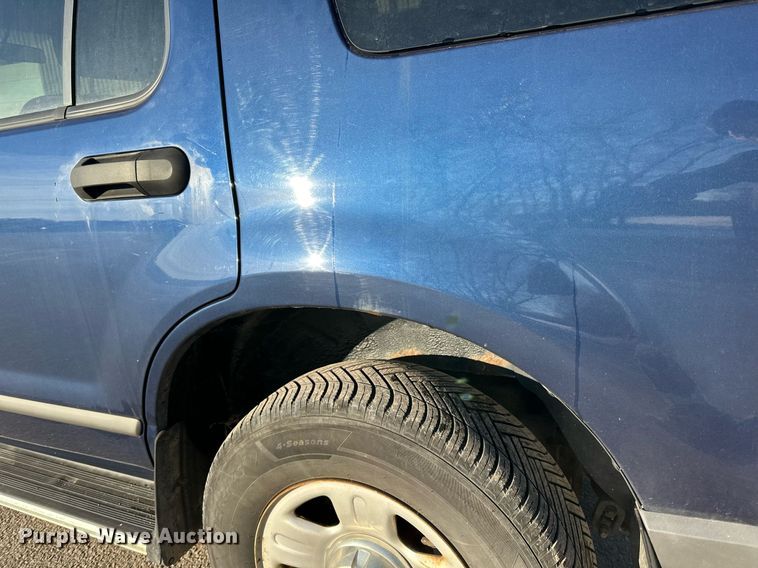 image for item LO9466 2006 Ford  Explorer SUV