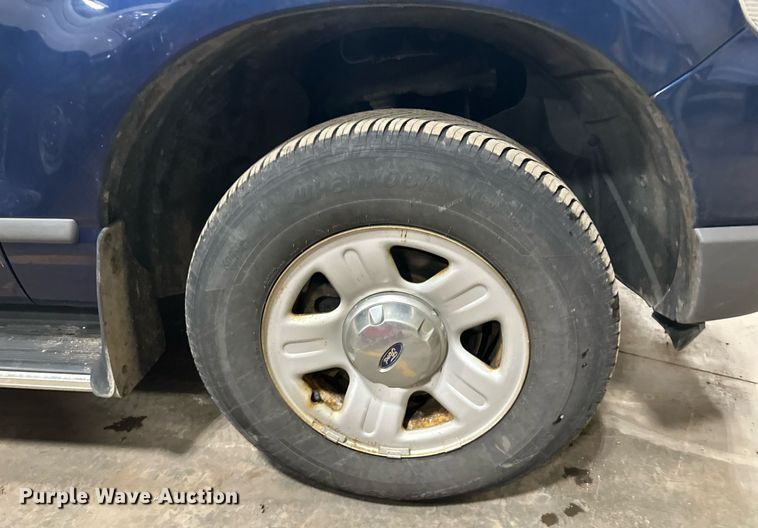 image for item LO9466 2006 Ford  Explorer SUV