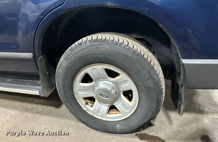 image for item LO9466 2006 Ford  Explorer SUV