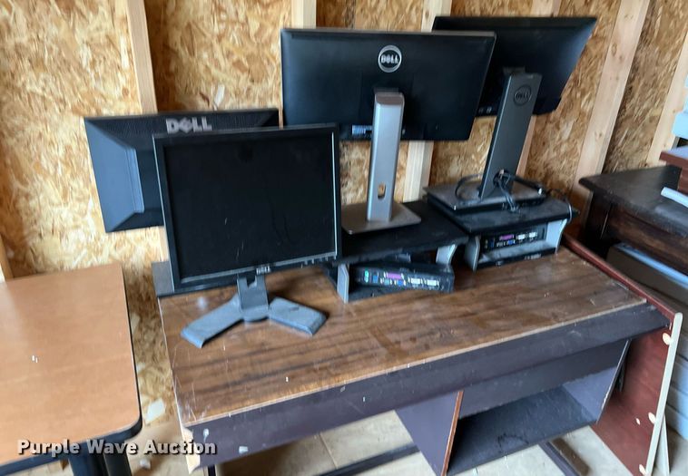 image for item LU9796 Office furniture