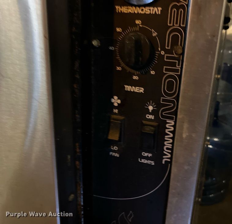 image for item LU9797 American Range double oven