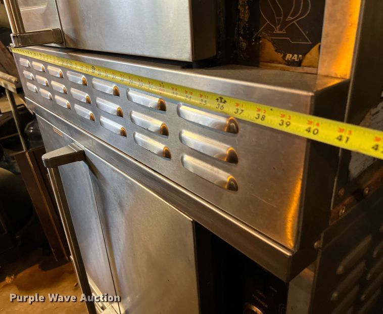 image for item LU9797 American Range double oven