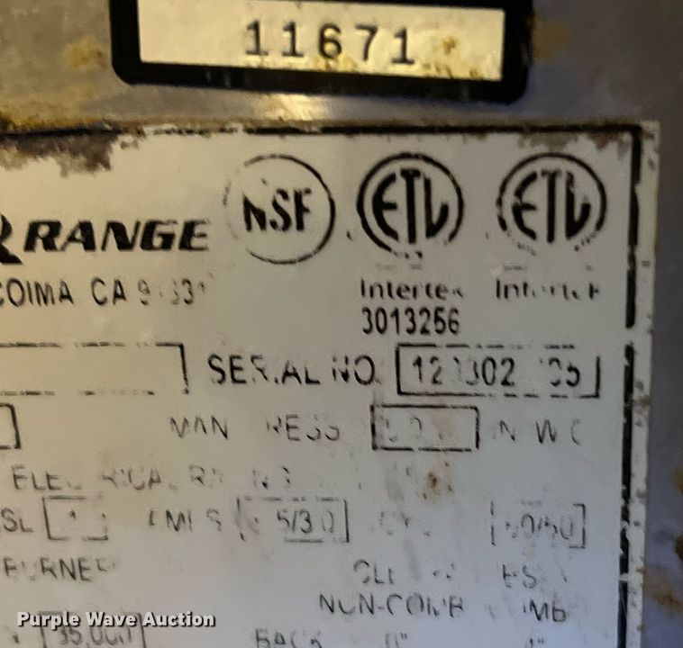 image for item LU9797 American Range double oven