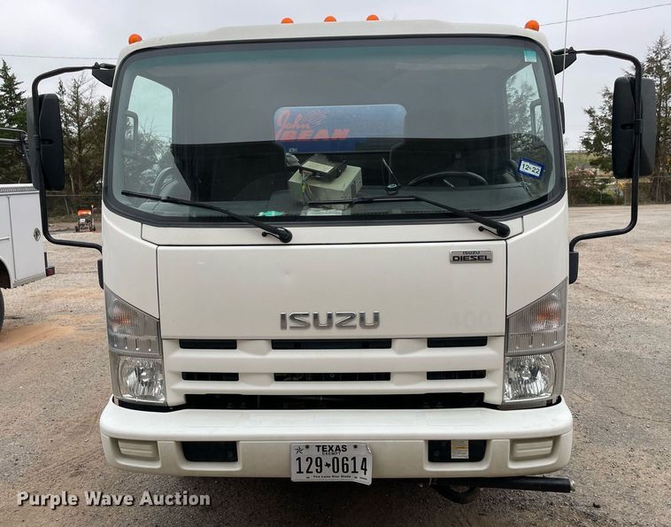 image for item LV9202 2015 Isuzu NQR sewer jetter truck