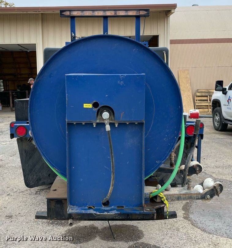 image for item LV9202 2015 Isuzu NQR sewer jetter truck