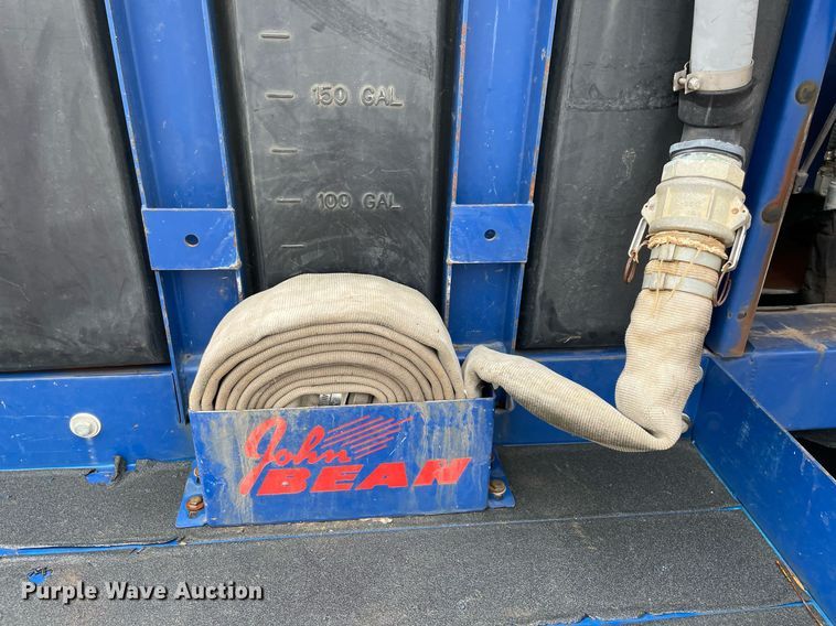 image for item LV9202 2015 Isuzu NQR sewer jetter truck