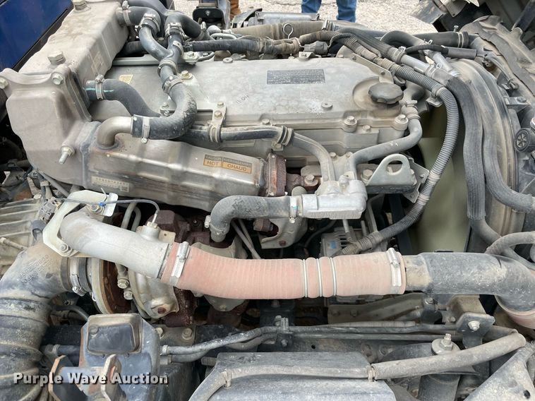 image for item LV9202 2015 Isuzu NQR sewer jetter truck