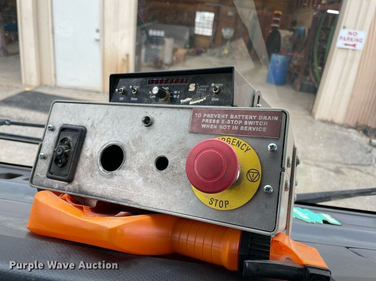 image for item LV9202 2015 Isuzu NQR sewer jetter truck