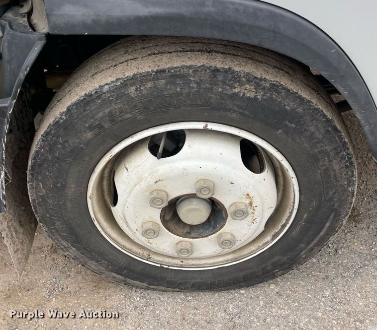 image for item LV9202 2015 Isuzu NQR sewer jetter truck