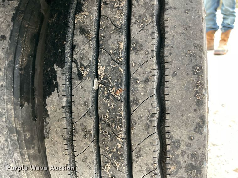 image for item LV9202 2015 Isuzu NQR sewer jetter truck