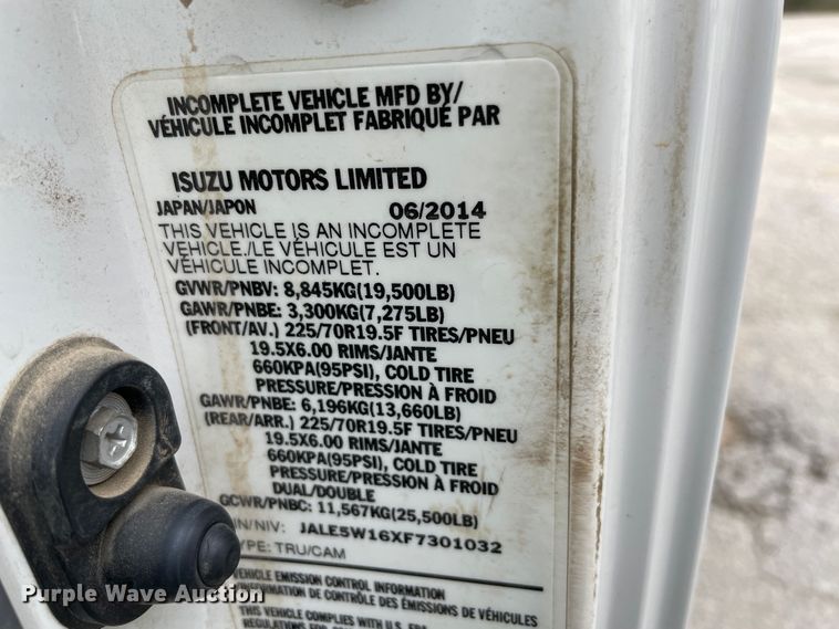 image for item LV9202 2015 Isuzu NQR sewer jetter truck