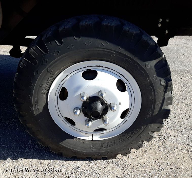 image for item LY9035 1956 Kaiser brush fire truck