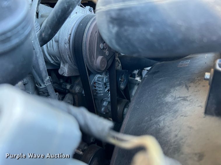 image for item MH9933 2014 Ford E350  shuttle bus