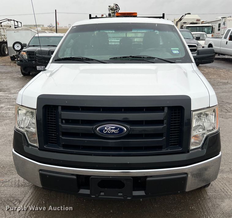 image for item MI9008 2012 Ford F150 SuperCab pickup truck