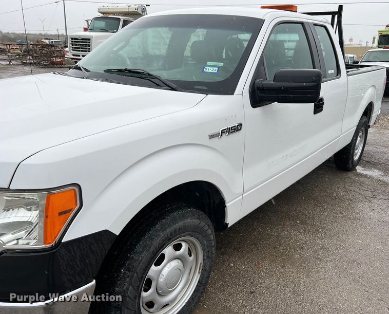 image for item MI9008 2012 Ford F150 SuperCab pickup truck