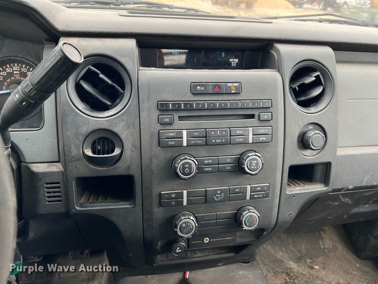 image for item MI9008 2012 Ford F150 SuperCab pickup truck