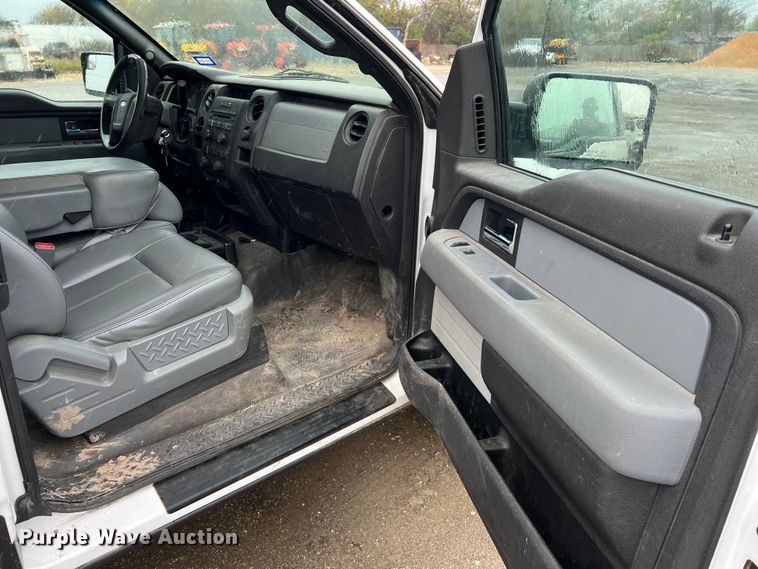 image for item MI9008 2012 Ford F150 SuperCab pickup truck