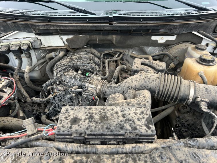 image for item MI9008 2012 Ford F150 SuperCab pickup truck