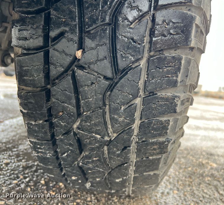 image for item MI9008 2012 Ford F150 SuperCab pickup truck