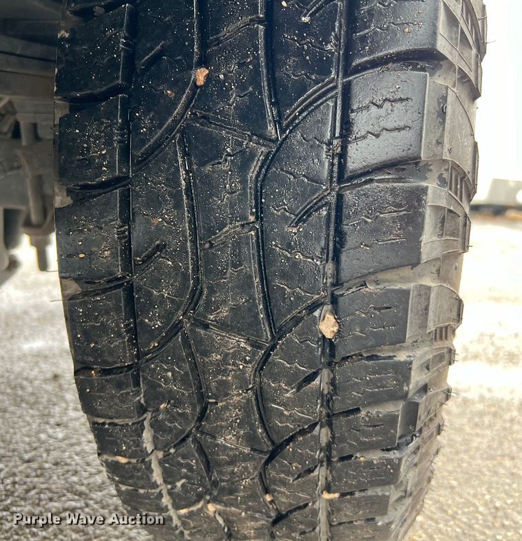 image for item MI9008 2012 Ford F150 SuperCab pickup truck