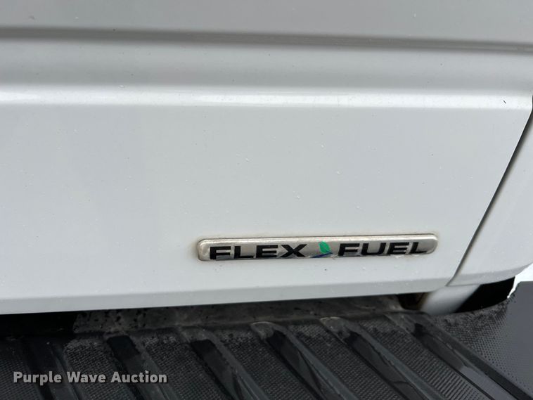 image for item MI9008 2012 Ford F150 SuperCab pickup truck