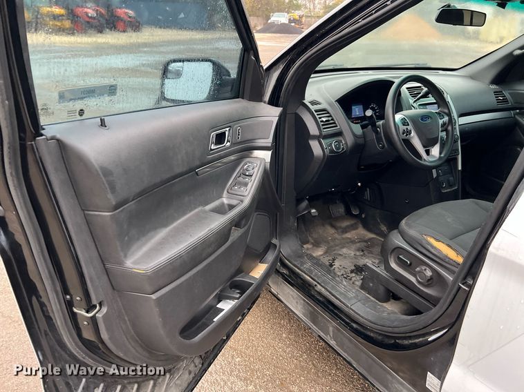 image for item MI9031 2015 Ford Explorer Police Interceptor  SUV