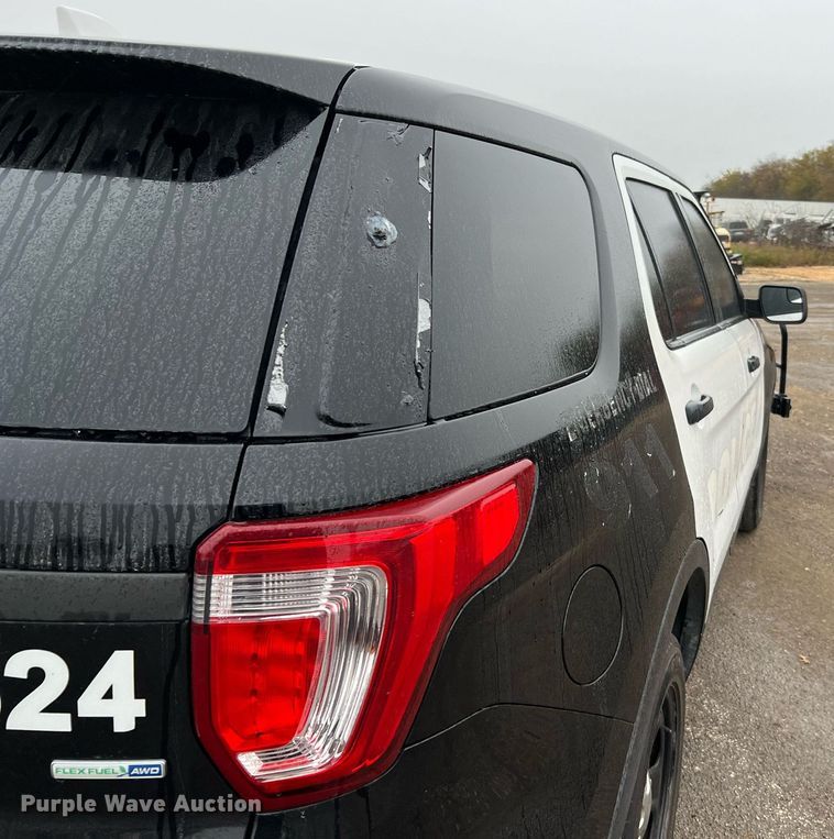 image for item MI9032 2016 Ford Explorer Police Interceptor  SUV