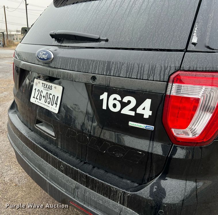 image for item MI9032 2016 Ford Explorer Police Interceptor  SUV