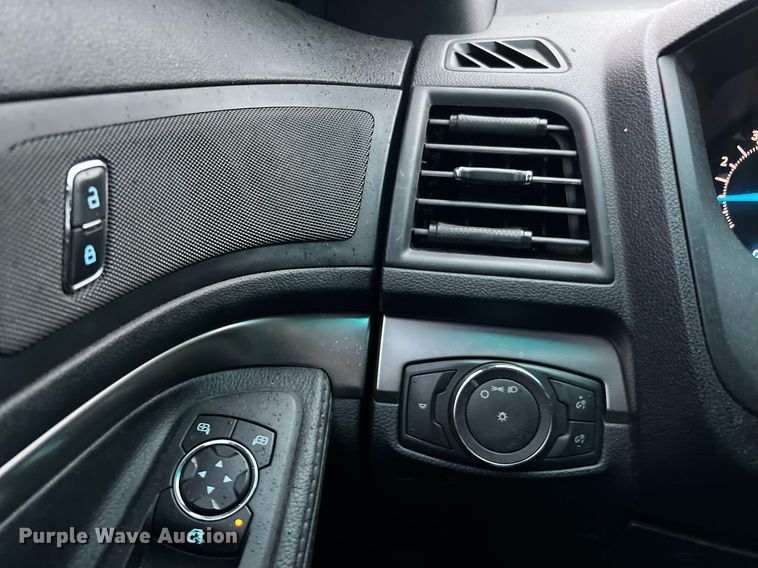 image for item MI9032 2016 Ford Explorer Police Interceptor  SUV