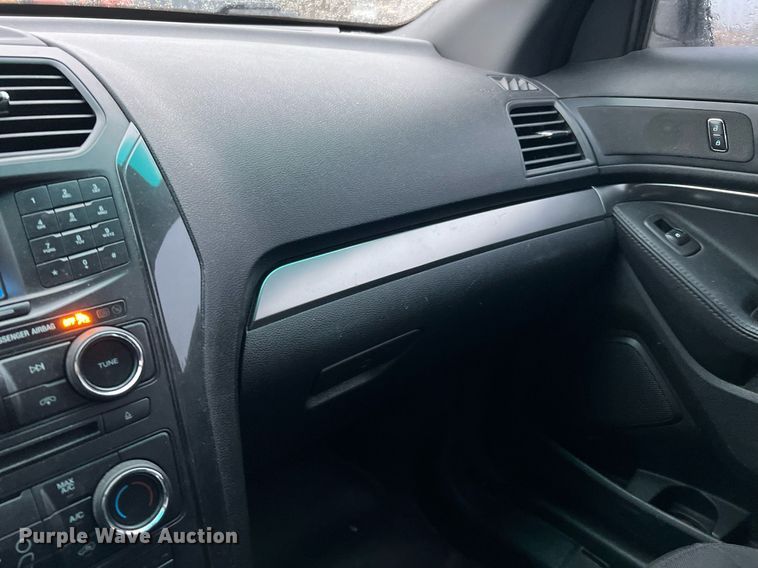 image for item MI9032 2016 Ford Explorer Police Interceptor  SUV