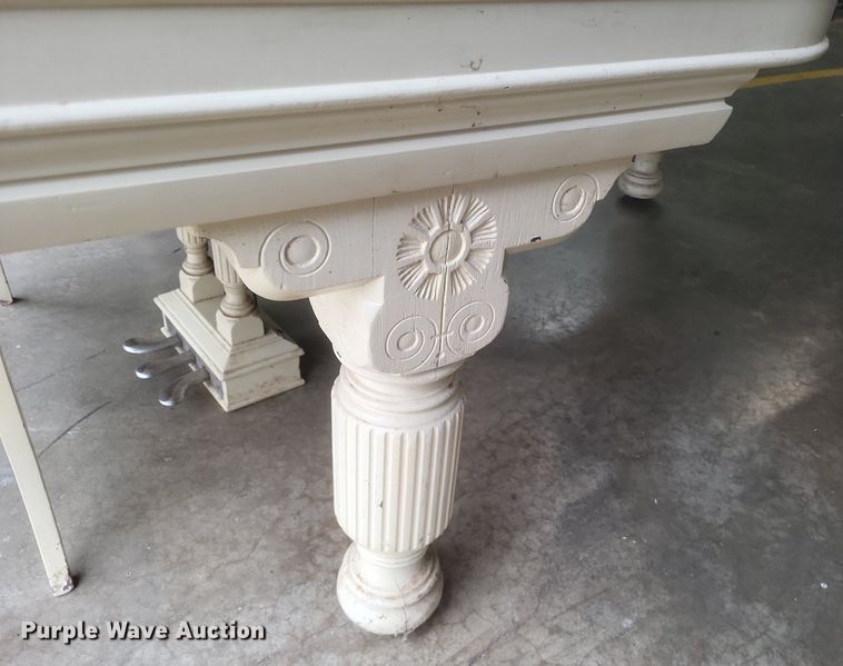 image for item MI9914 Steinway & Sons baby grand piano