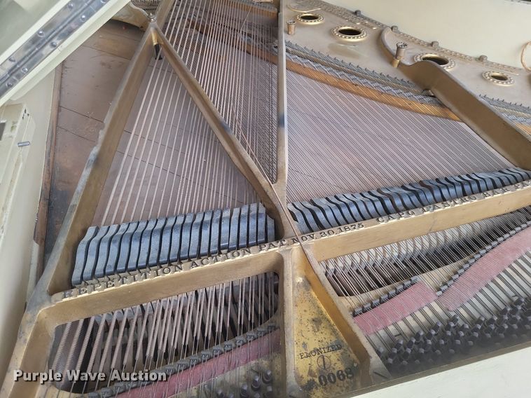 image for item MI9914 Steinway & Sons baby grand piano