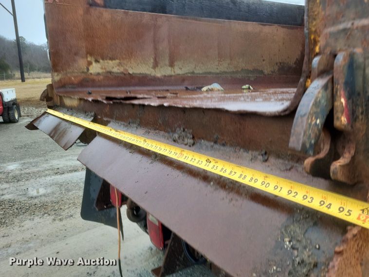 image for item MI9917 1995 Chevrolet Kodiak  dump truck