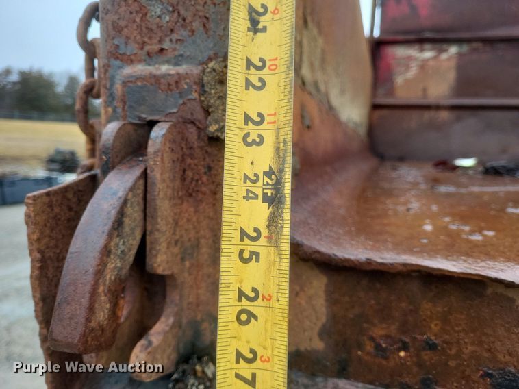 image for item MI9917 1995 Chevrolet Kodiak  dump truck