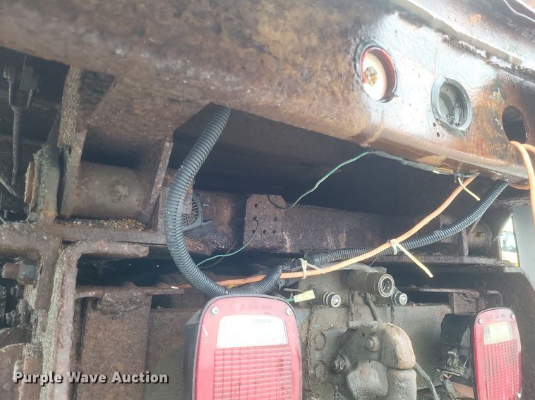 image for item MI9917 1995 Chevrolet Kodiak  dump truck