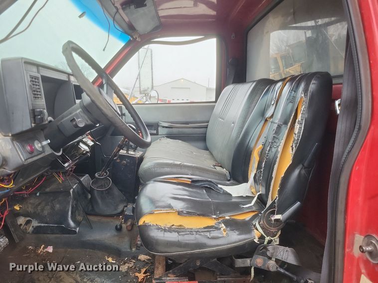 image for item MI9917 1995 Chevrolet Kodiak  dump truck