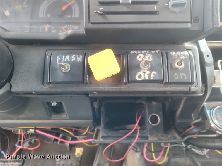 image for item MI9917 1995 Chevrolet Kodiak  dump truck