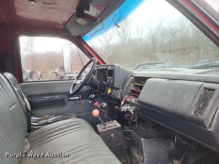 image for item MI9917 1995 Chevrolet Kodiak  dump truck