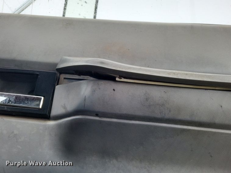 image for item MI9917 1995 Chevrolet Kodiak  dump truck