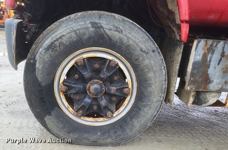 image for item MI9917 1995 Chevrolet Kodiak  dump truck