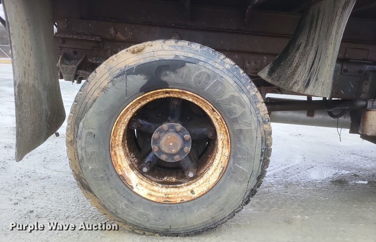 image for item MI9917 1995 Chevrolet Kodiak  dump truck