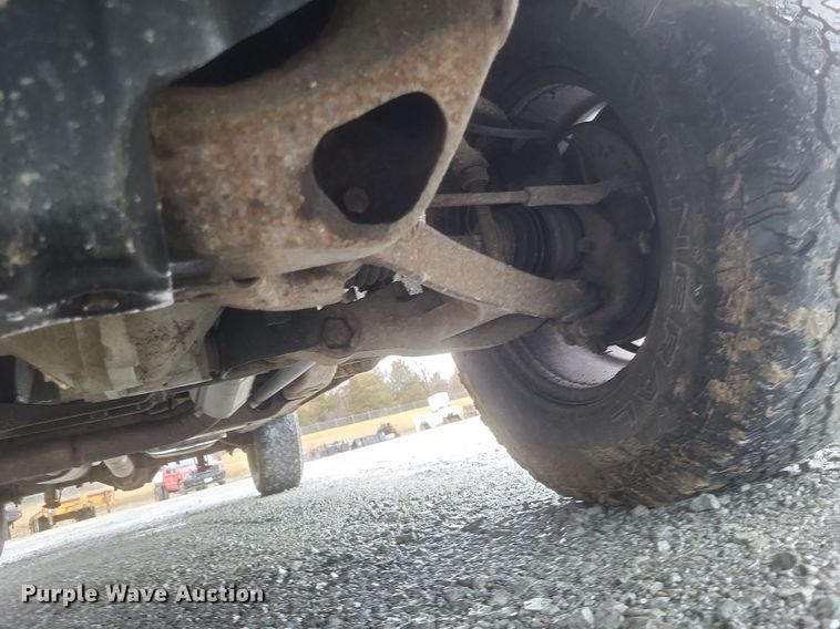 image for item MI9920 2005 Chevrolet Silverado 1500 Ext. Cab pickup truck