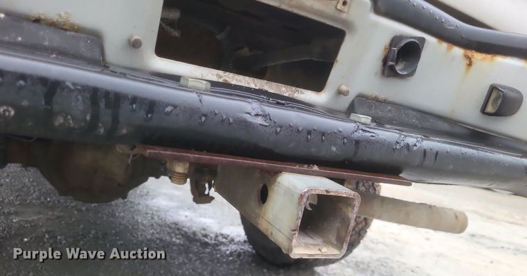 image for item MI9920 2005 Chevrolet Silverado 1500 Ext. Cab pickup truck