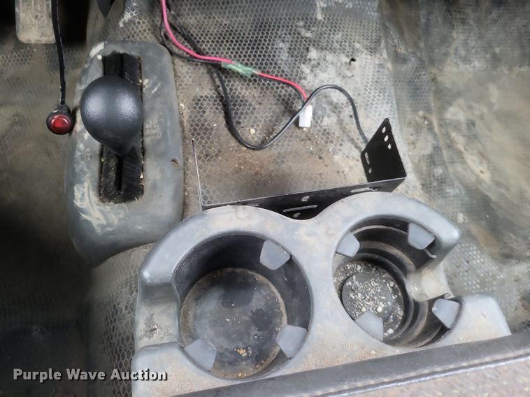 image for item MI9920 2005 Chevrolet Silverado 1500 Ext. Cab pickup truck