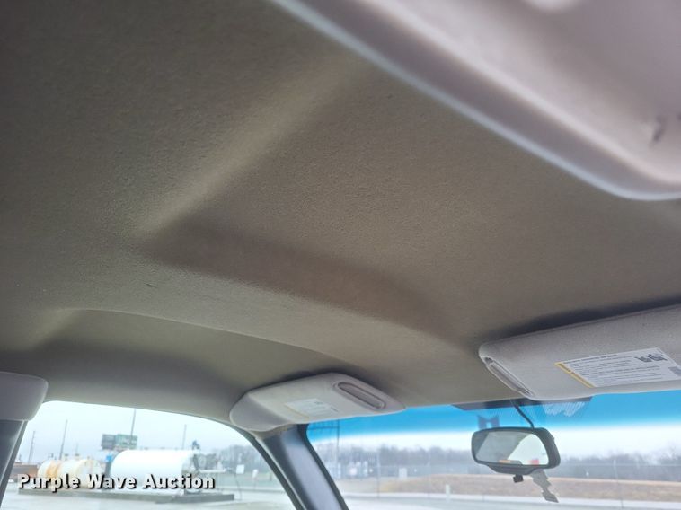 image for item MI9920 2005 Chevrolet Silverado 1500 Ext. Cab pickup truck