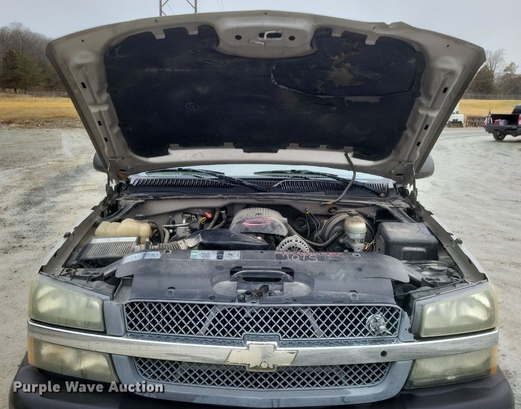 image for item MI9920 2005 Chevrolet Silverado 1500 Ext. Cab pickup truck