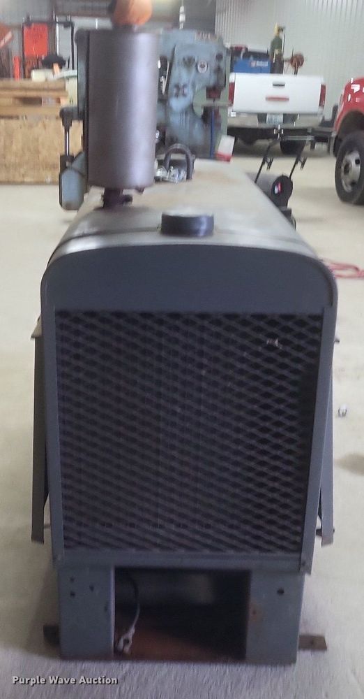 image for item MI9921 Lincoln  SA-200 welder