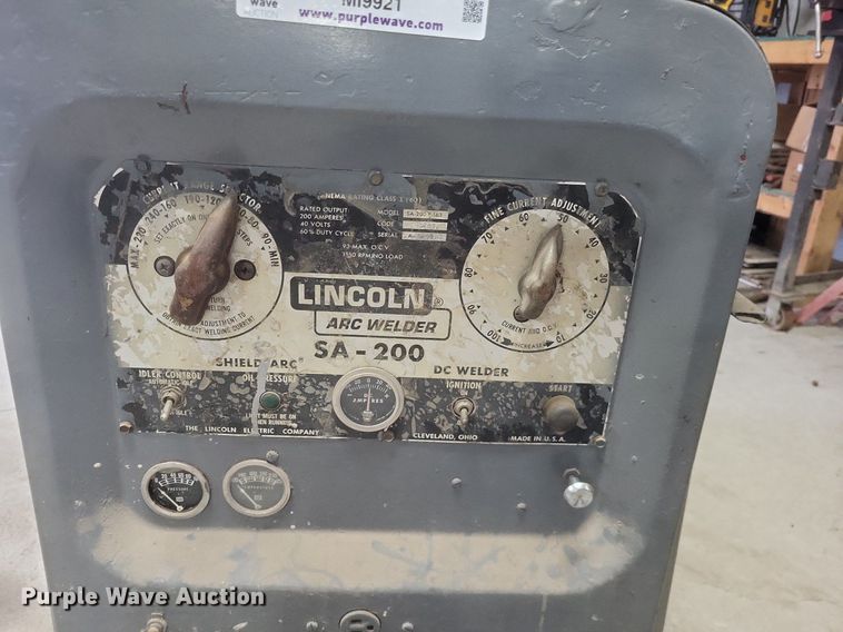 image for item MI9921 Lincoln  SA-200 welder