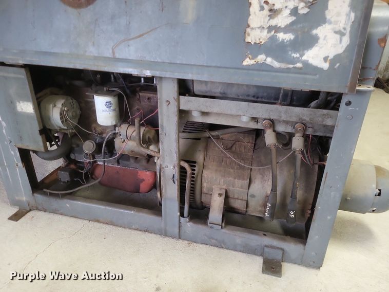 image for item MI9921 Lincoln  SA-200 welder