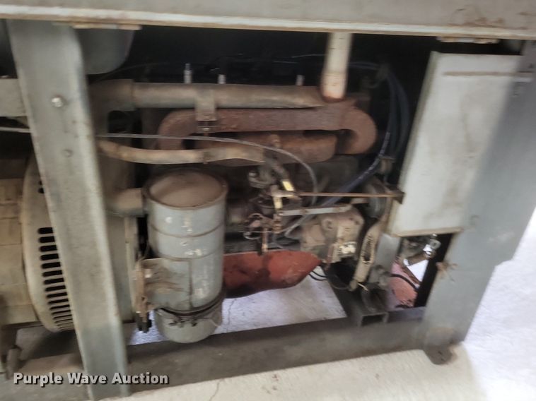 image for item MI9921 Lincoln  SA-200 welder